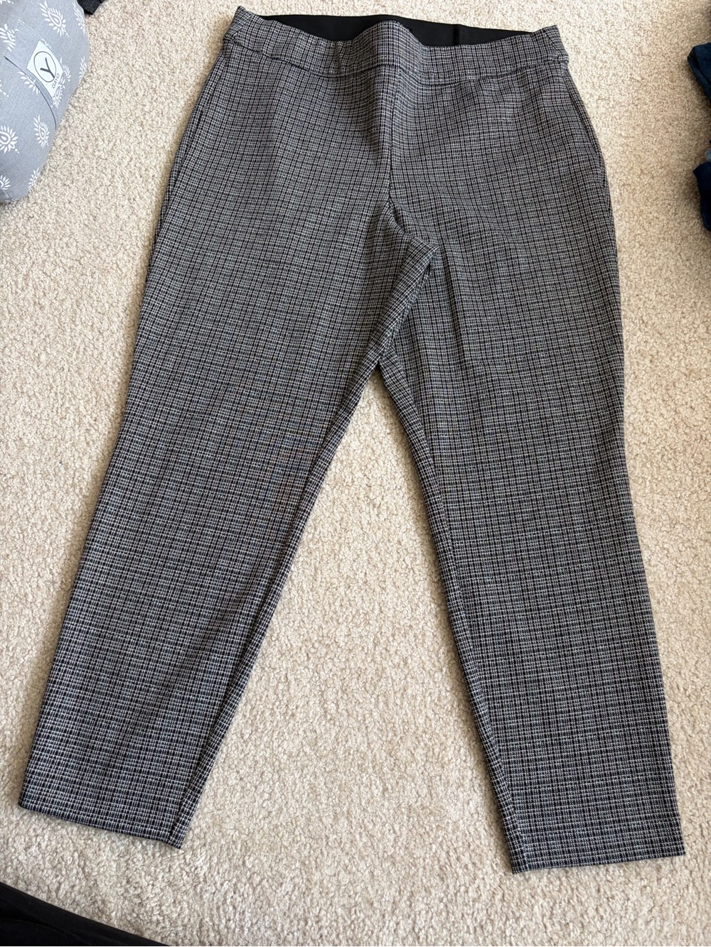 Straight Leg Plaid Pull-On Pants - Black/Gray